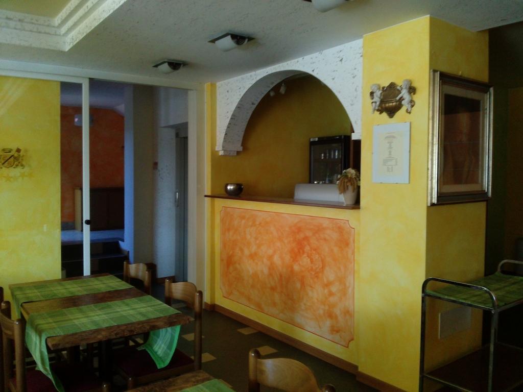 Hotel Empire Resort Iseo Dış mekan fotoğraf