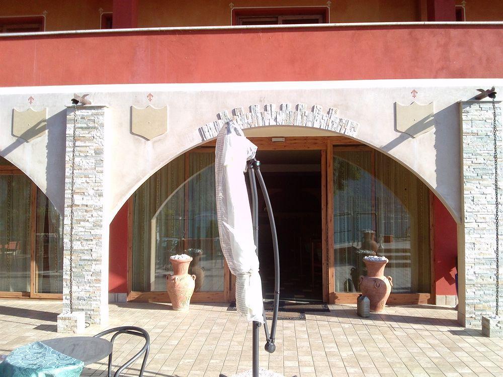 Hotel Empire Resort Iseo Dış mekan fotoğraf