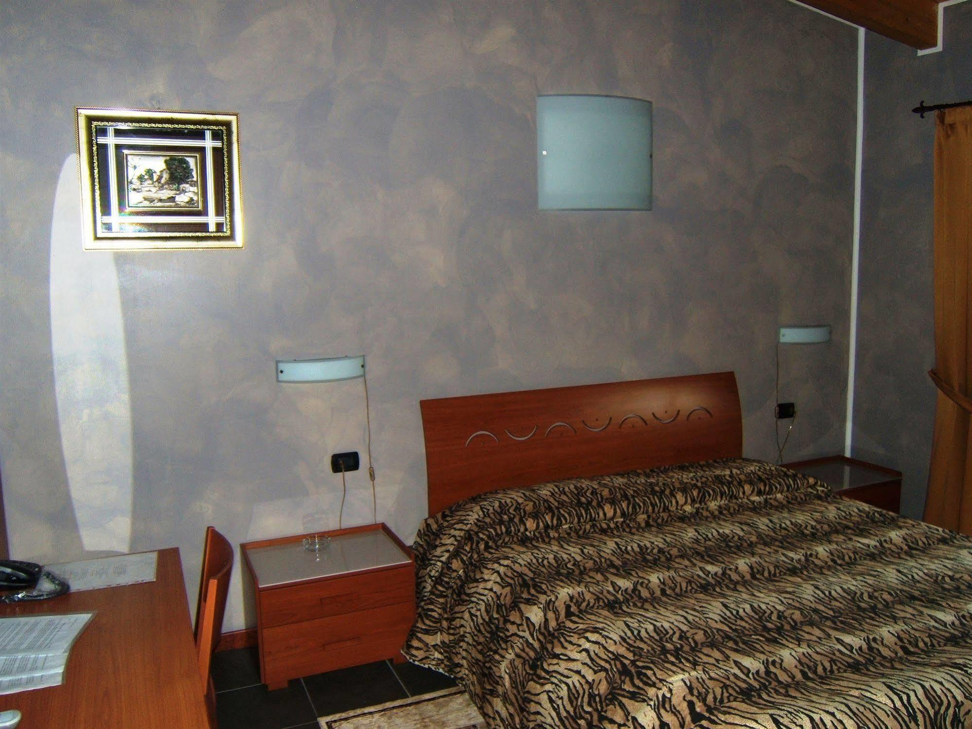 Hotel Empire Resort Iseo Dış mekan fotoğraf